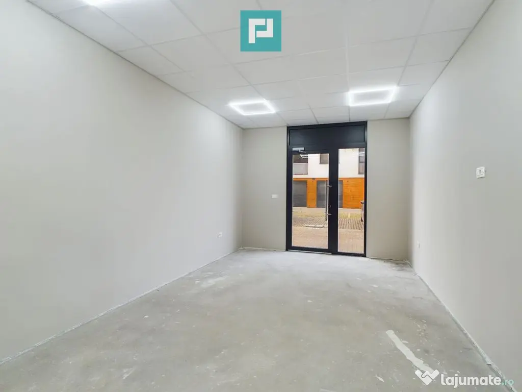 Spatiu comercial 90mp