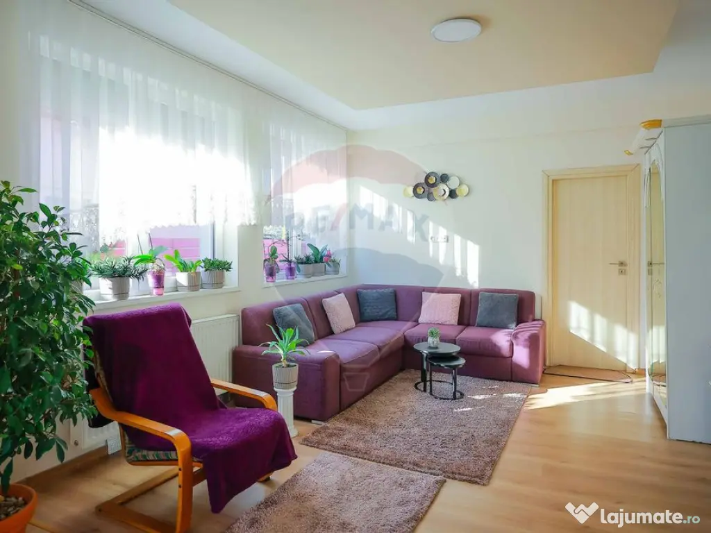 Casă cu 5 camere de vânzare în zona Episcopia Bihorului 