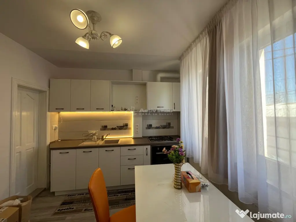 Lugoj, Vila P 2E M , 656 Mp., Construiti, Posibilitate De 