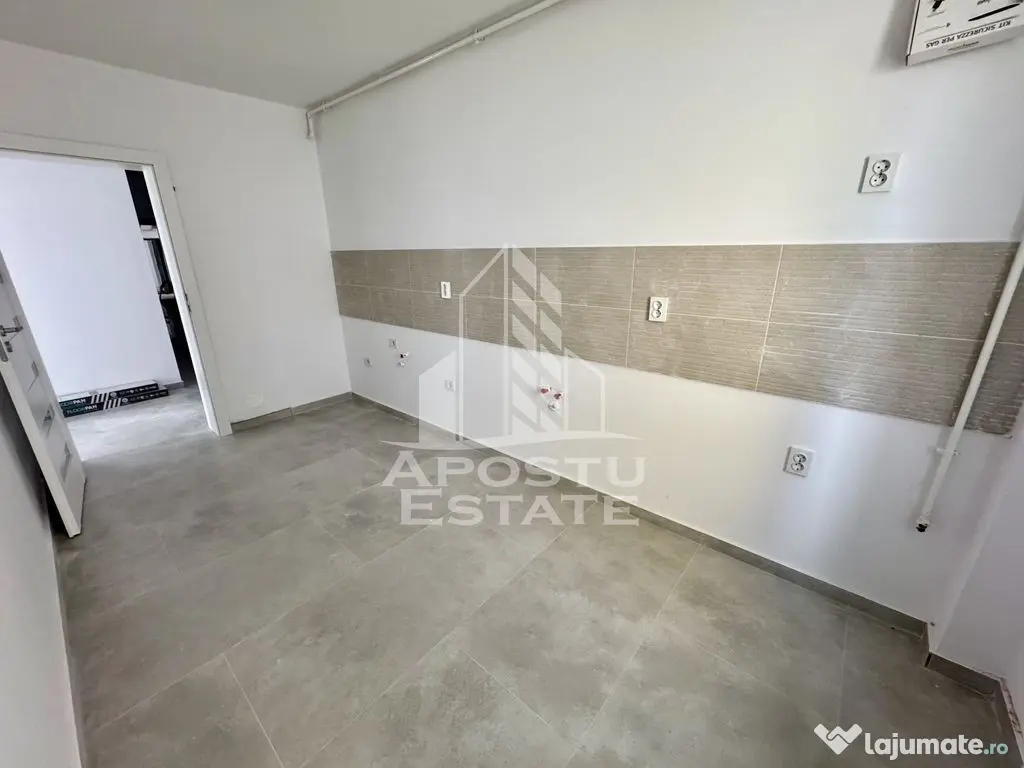 Apartament cu 2 camere, decomandat, bucatarie separata 55...