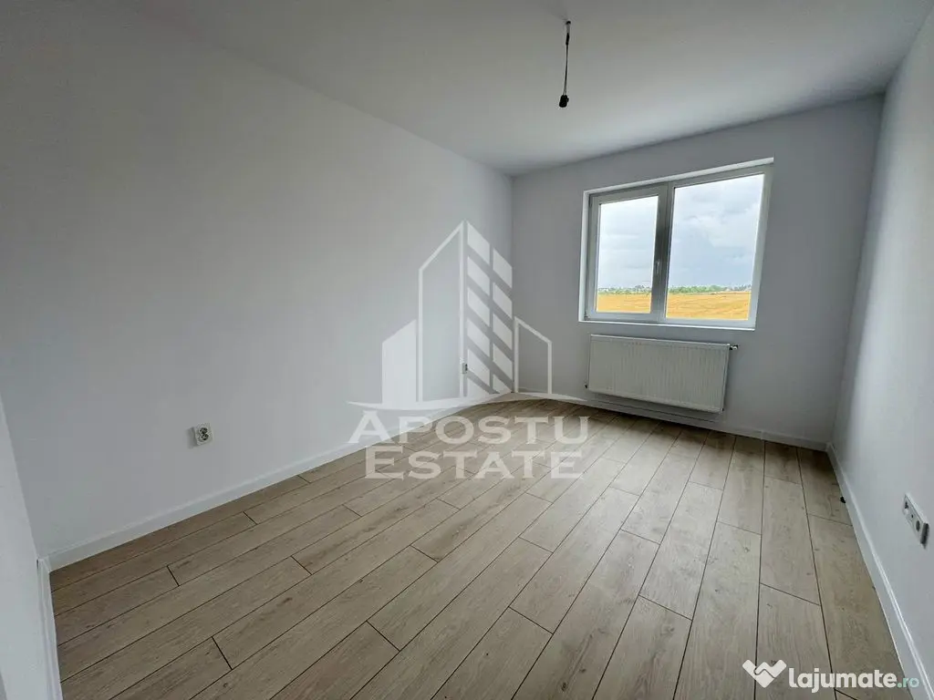 Apartament cu 2 camere, decomandat, bucatarie separata 55...