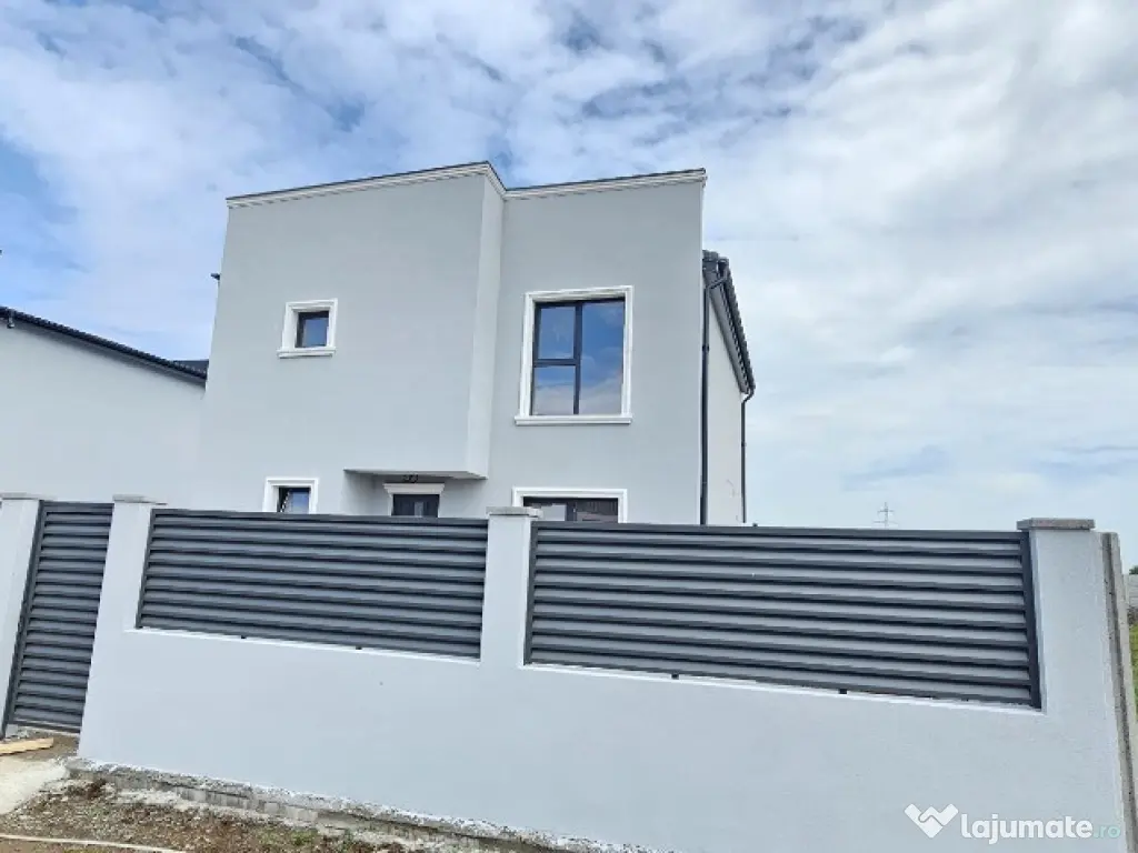 Casa individuala 5 CAMERE/TEREN 428 MP/Com.Berceni/COMISION 0 %