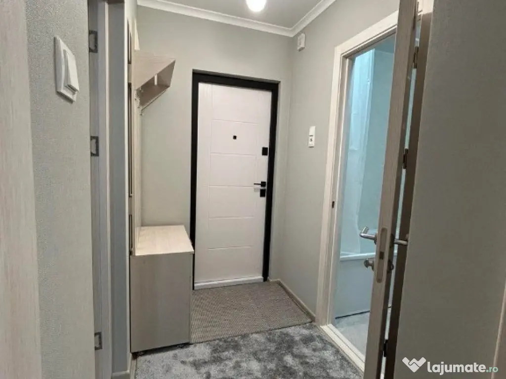 Garsoniera de inchiriat in zona Tractorul