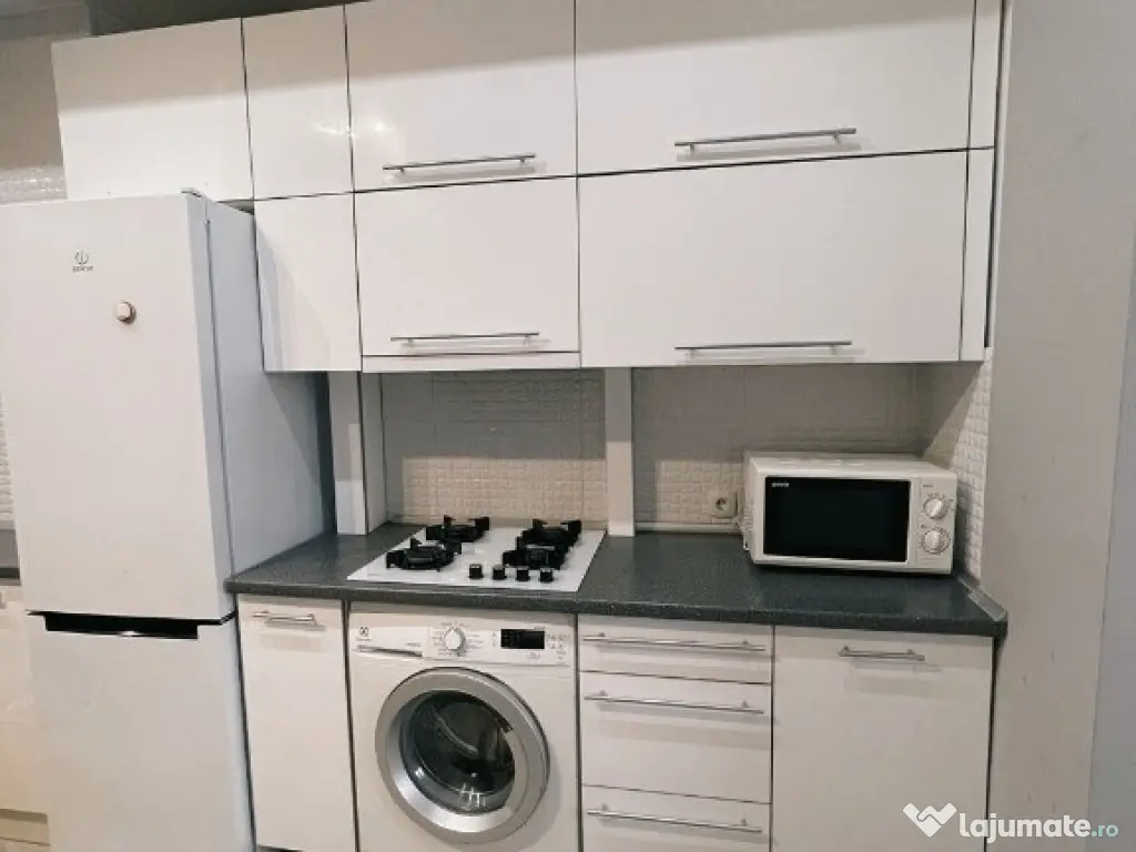 Spre inchiriere garsoniera in zona Racadau 