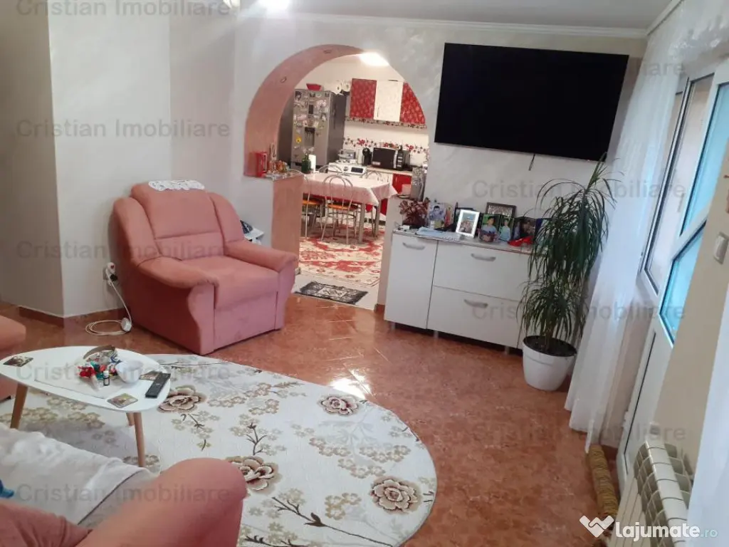 Vila 2018 P M zona Chercea 400mp utili Mobilata - utilata 