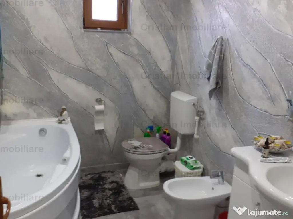 Vila 2018 P M zona Chercea 400mp utili Mobilata - utilata 