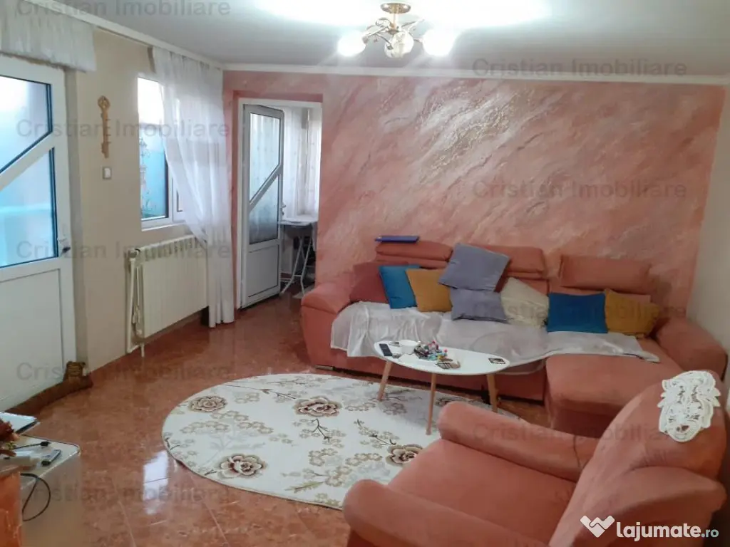 Vila 2018 P M zona Chercea 400mp utili Mobilata - utilata 