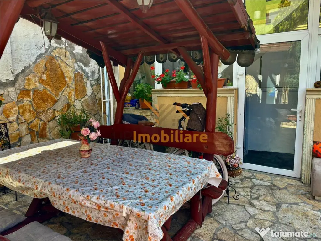 VILA CU 3 CAMERE, CENTRAL 