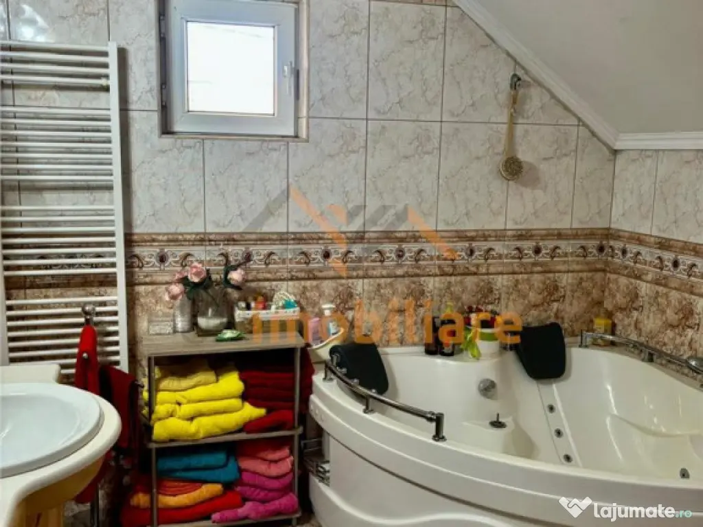 VILA CU 3 CAMERE, CENTRAL 