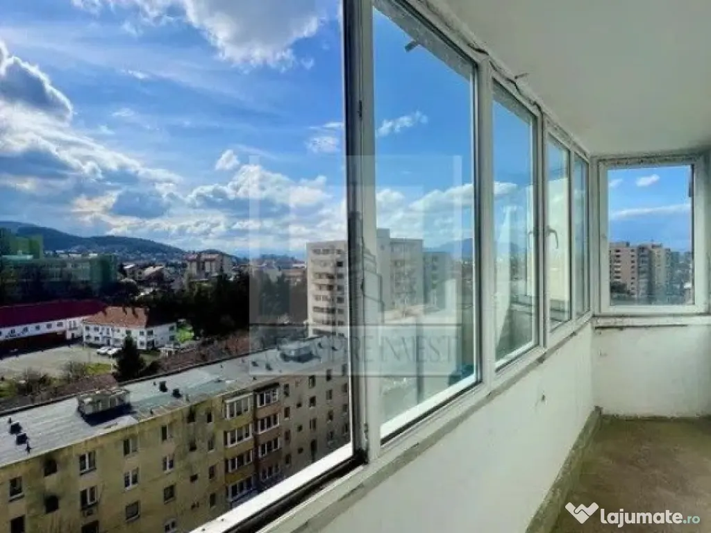 Apartament 3 camere - zona Grivitei