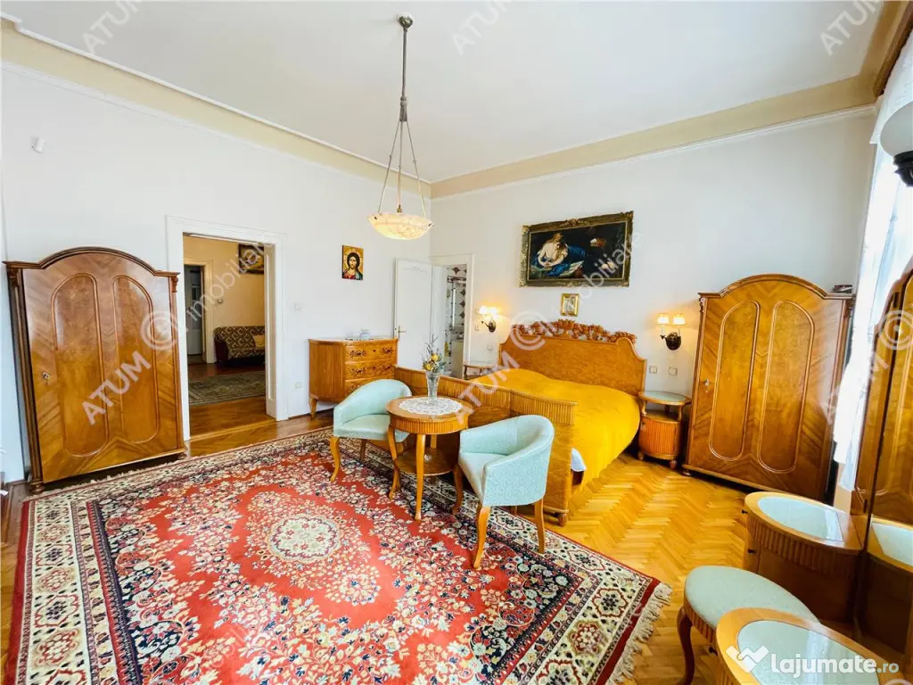 Casa individuala 4 camere decomandate 1000 mp teren zona Blv 