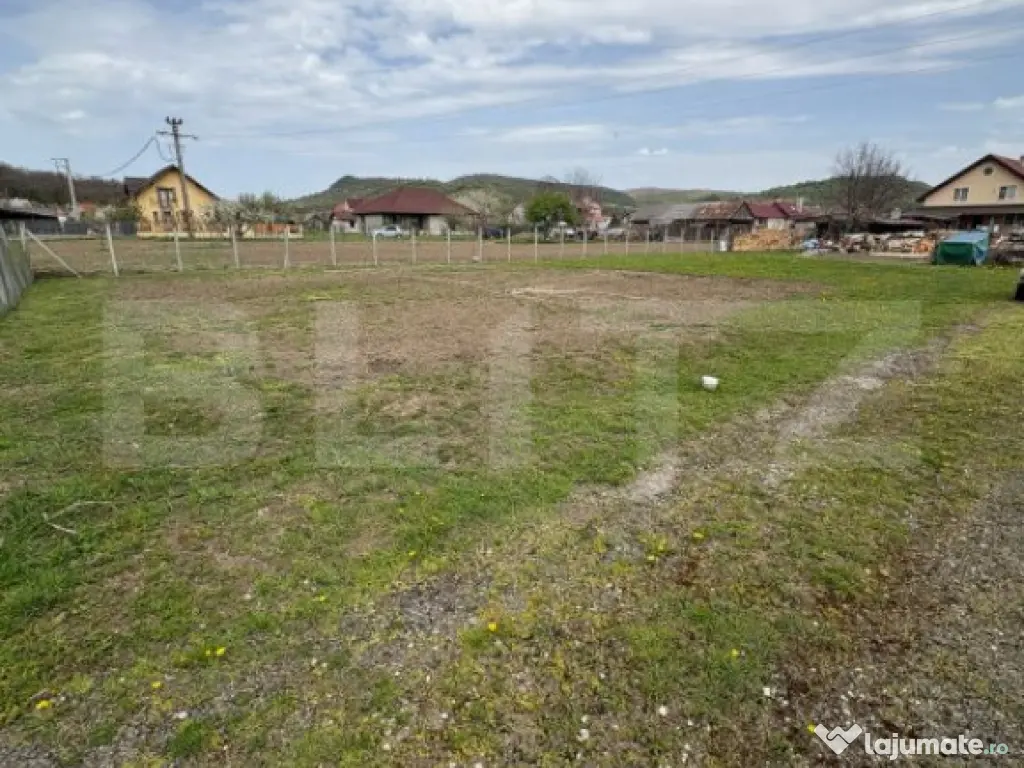 Teren intravilan de vanzare, 800 mp, zona Unirea