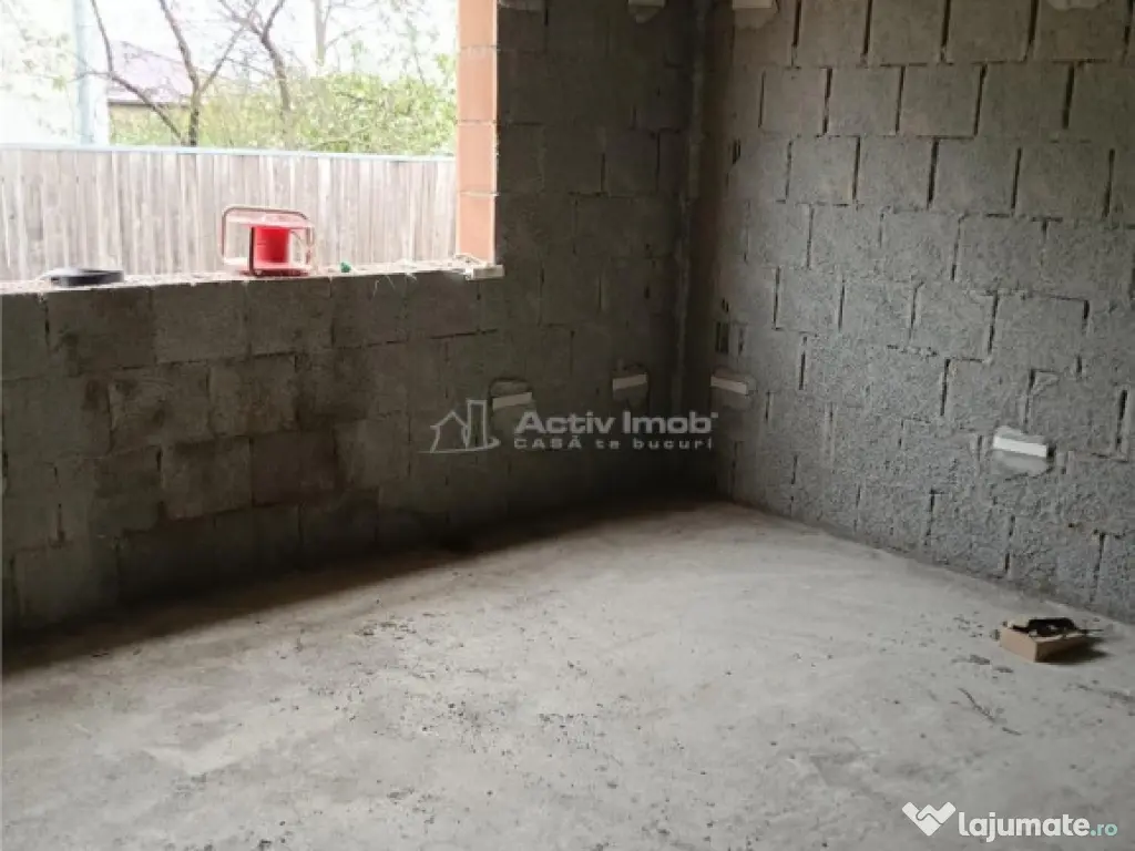 Casa individuala-3 camere-Toate utilitatile-Asfalt-STB-Mutar 