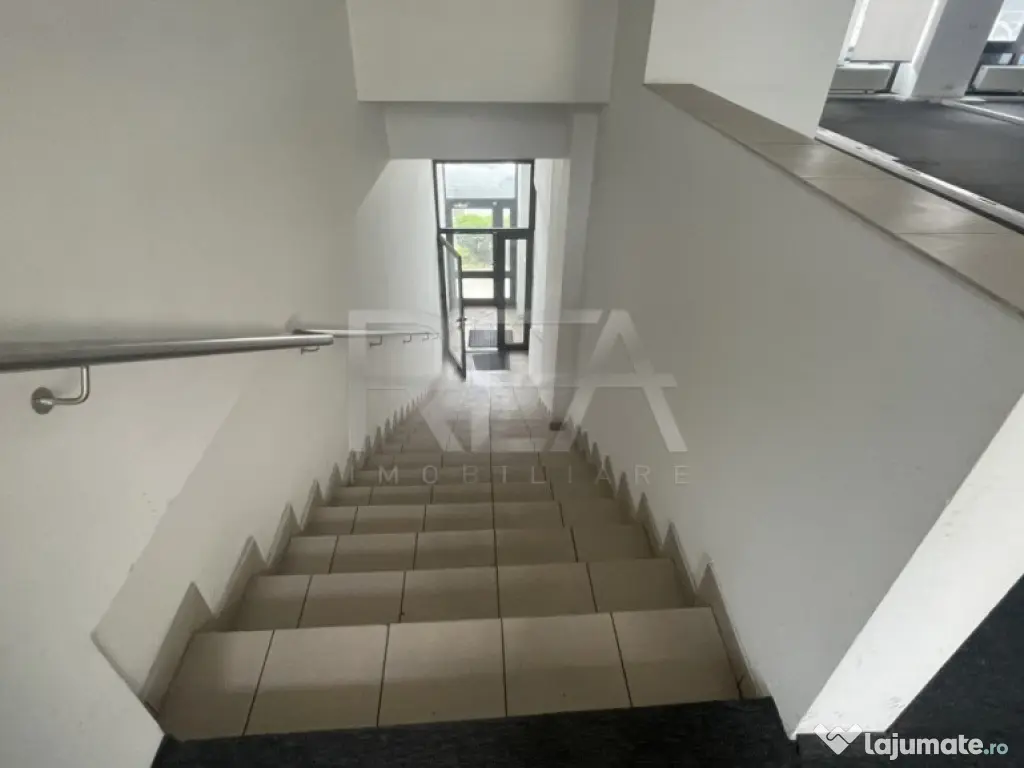 SPATIU COMERCIAL PASAJ BASARAB - CALEA GRIVITEI