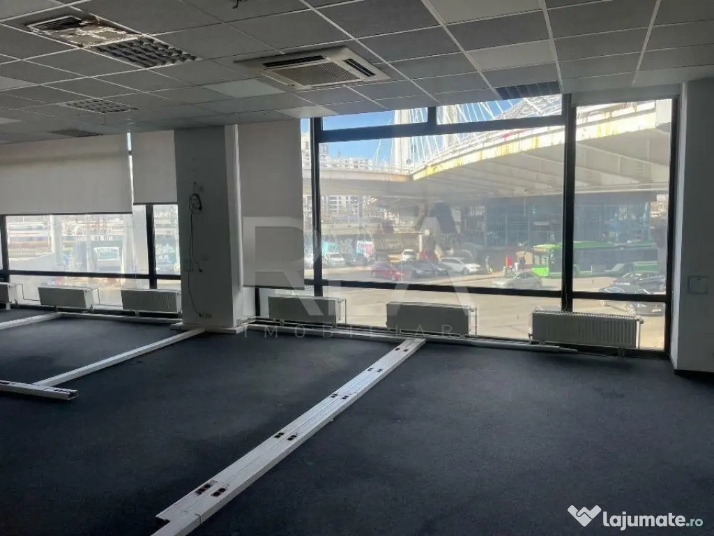 SPATIU COMERCIAL PASAJ BASARAB - CALEA GRIVITEI