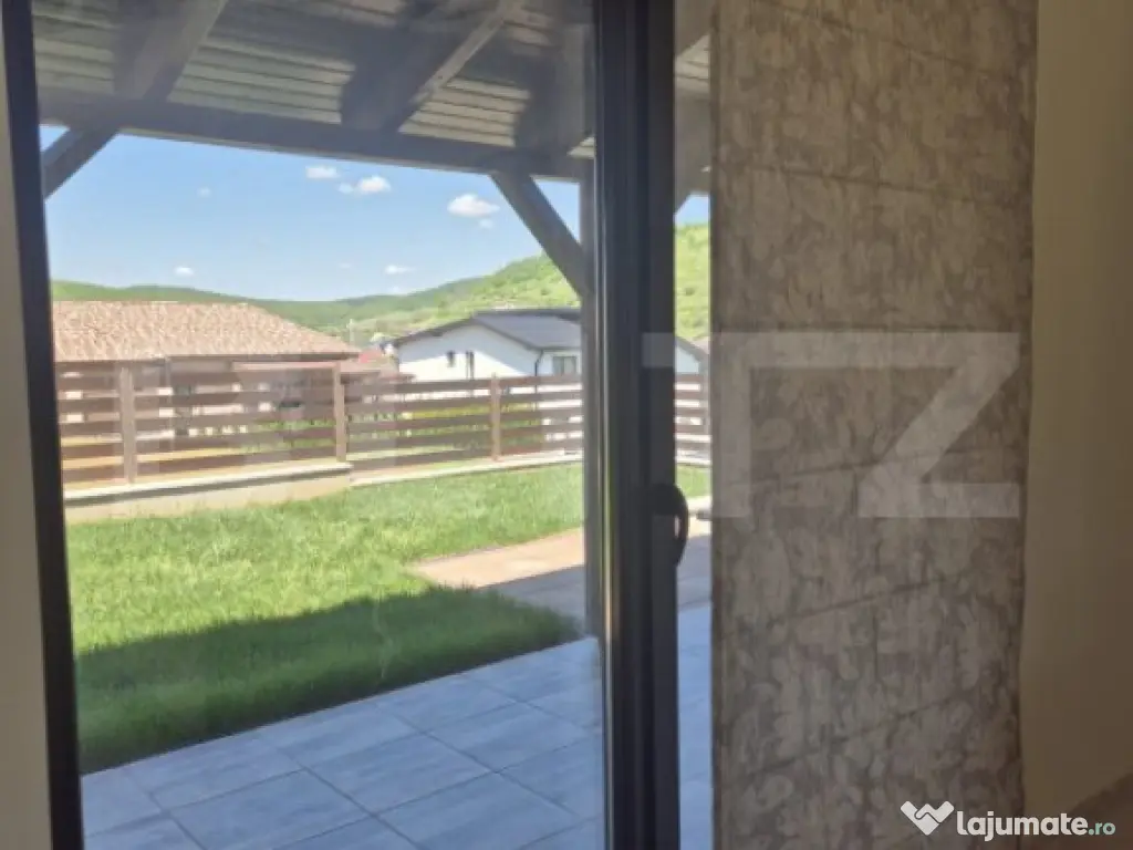 Vila moderna de vanzare in Sancrai Cartierul Rasaritului