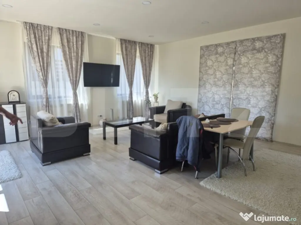 Vila moderna de vanzare in Sancrai Cartierul Rasaritului