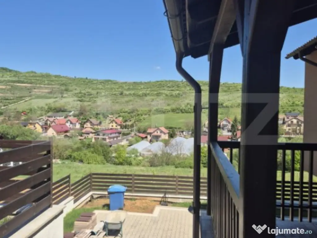 Vila moderna de vanzare in Sancrai Cartierul Rasaritului