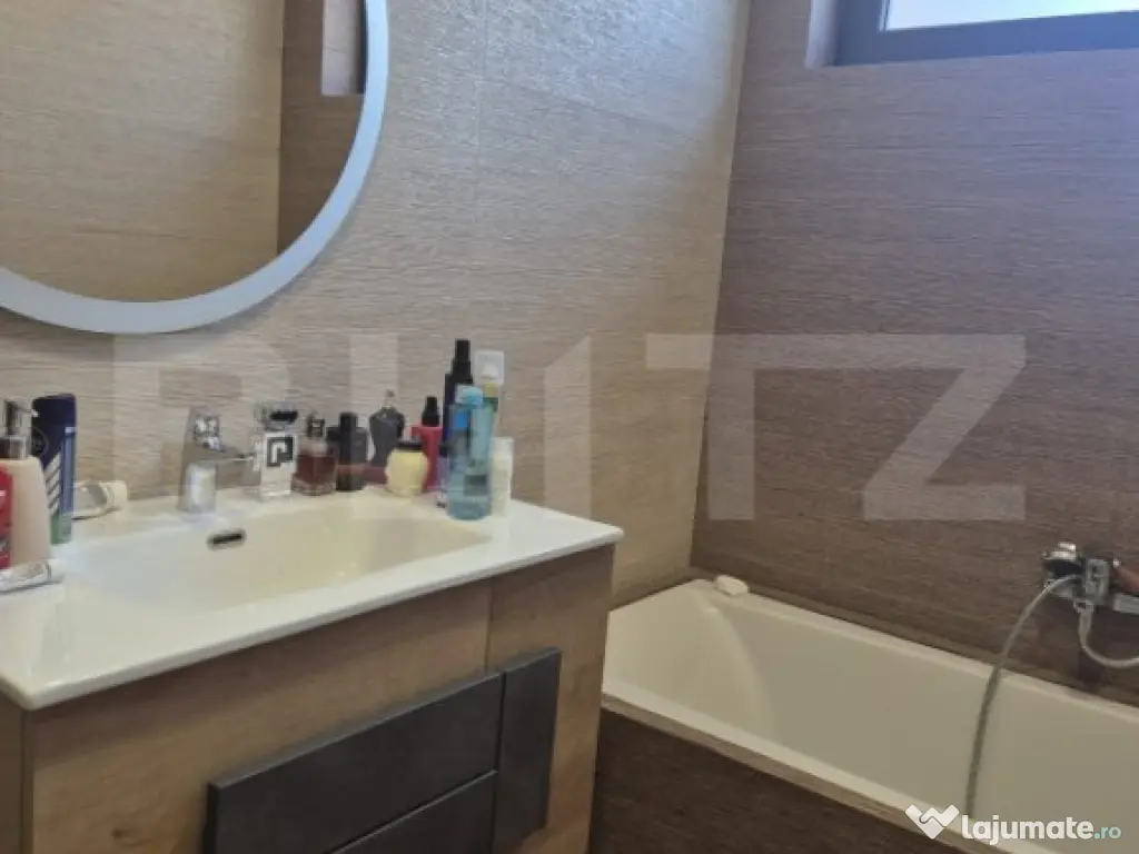 Vila moderna de vanzare in Sancrai Cartierul Rasaritului