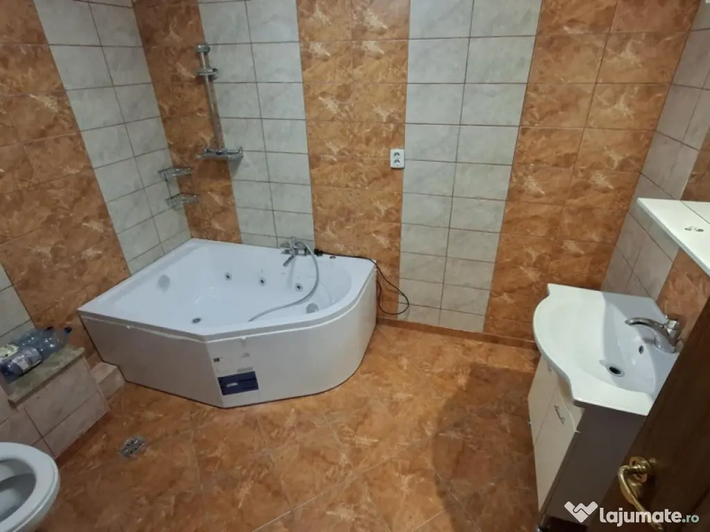 Apartament duplex in vila P+2, in BUCIUM, PLOPII FARA SOT, COMISION 0 