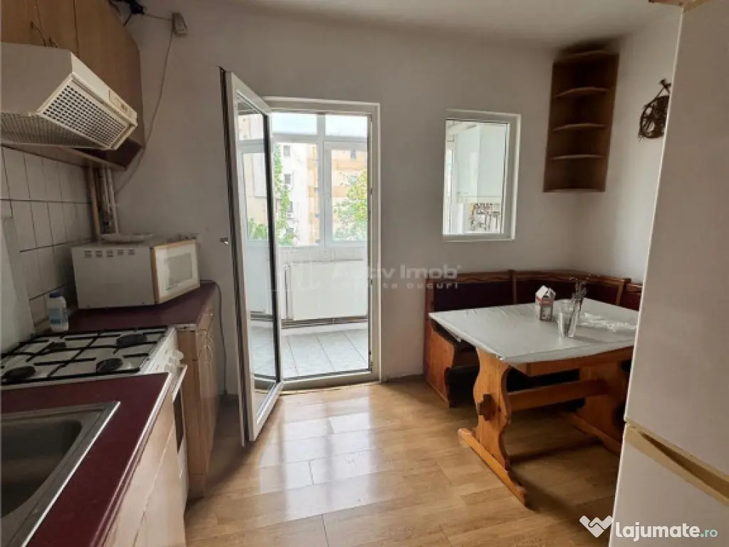 2 Camere - Etaj 2 - Liliacului 