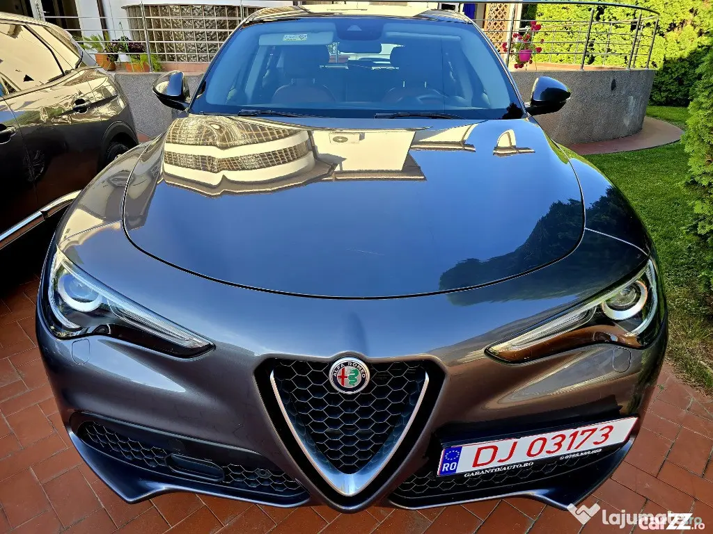 Alfa Romeo Stelvio 2.0 Turbo 16V AT8-Q4 Garantie Auto.ro