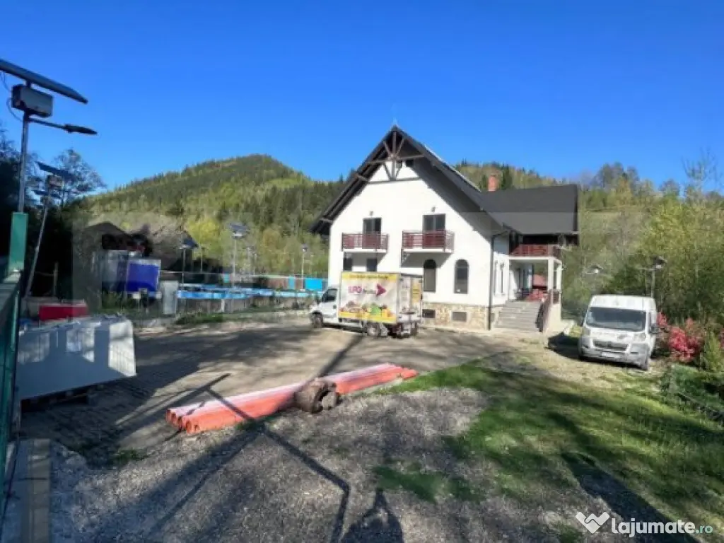 Pensiune/Ferma pescicola la cheie, teren 4000 mp, zona Molid
