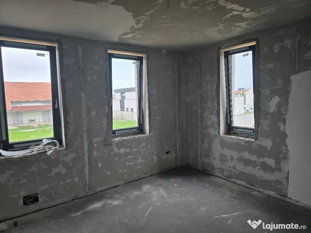 Vila P+E, SC110 mp, constr 2024, gaz , utilitati, izolata ter 280 mp