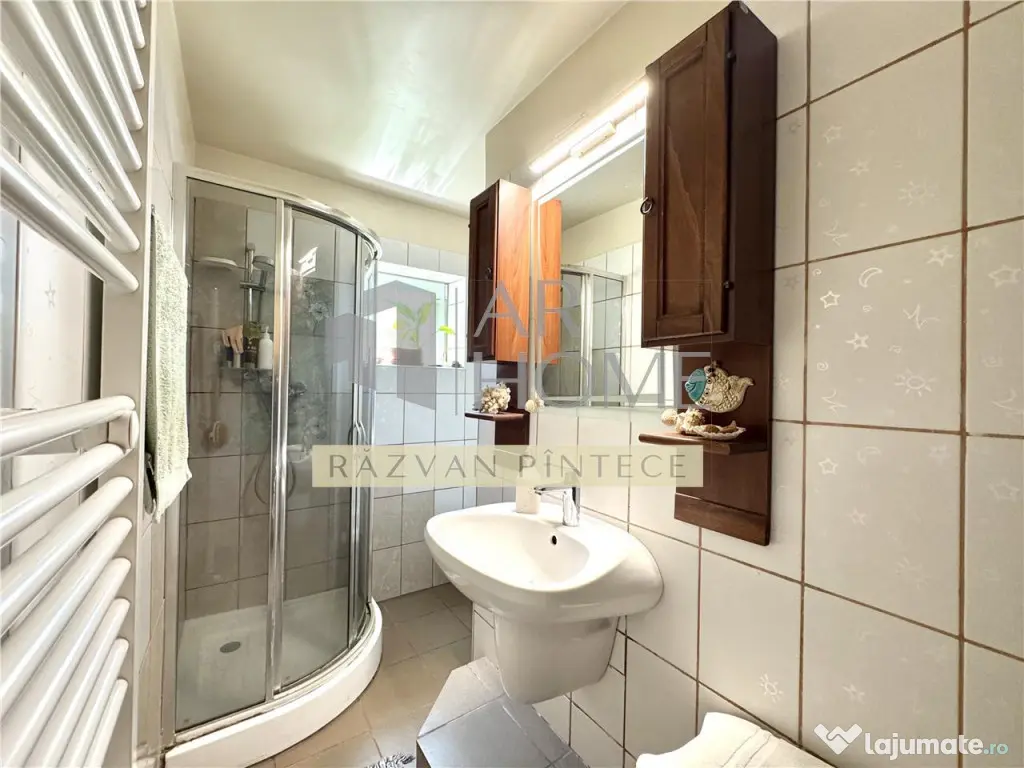 Apartament in vila, 5 camere, zona Cantacuzino, Ploiesti. 