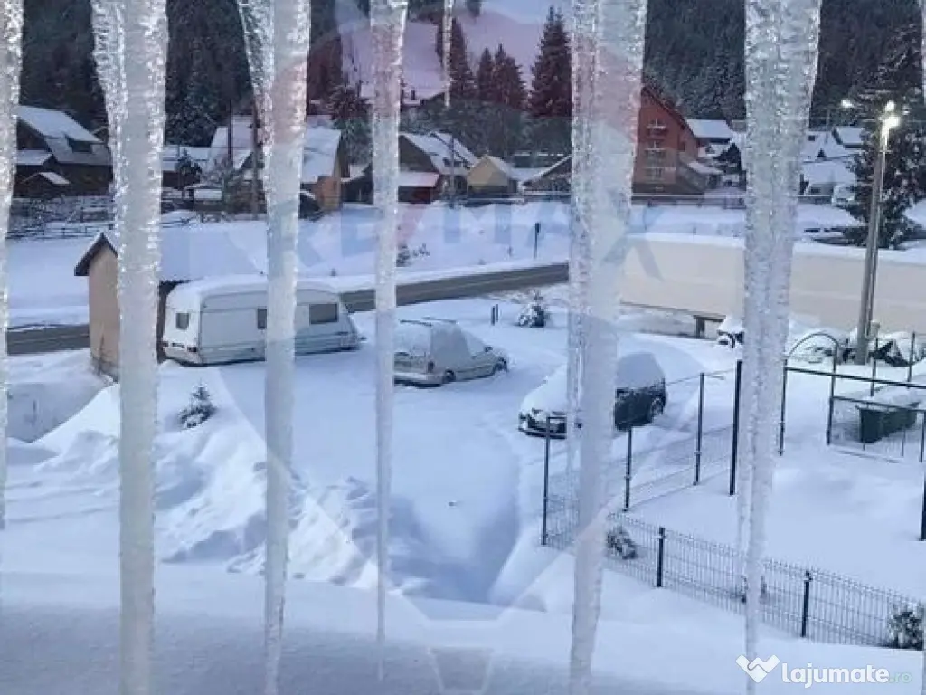 Pensiune de vânzare Arieseni la 100m de partie