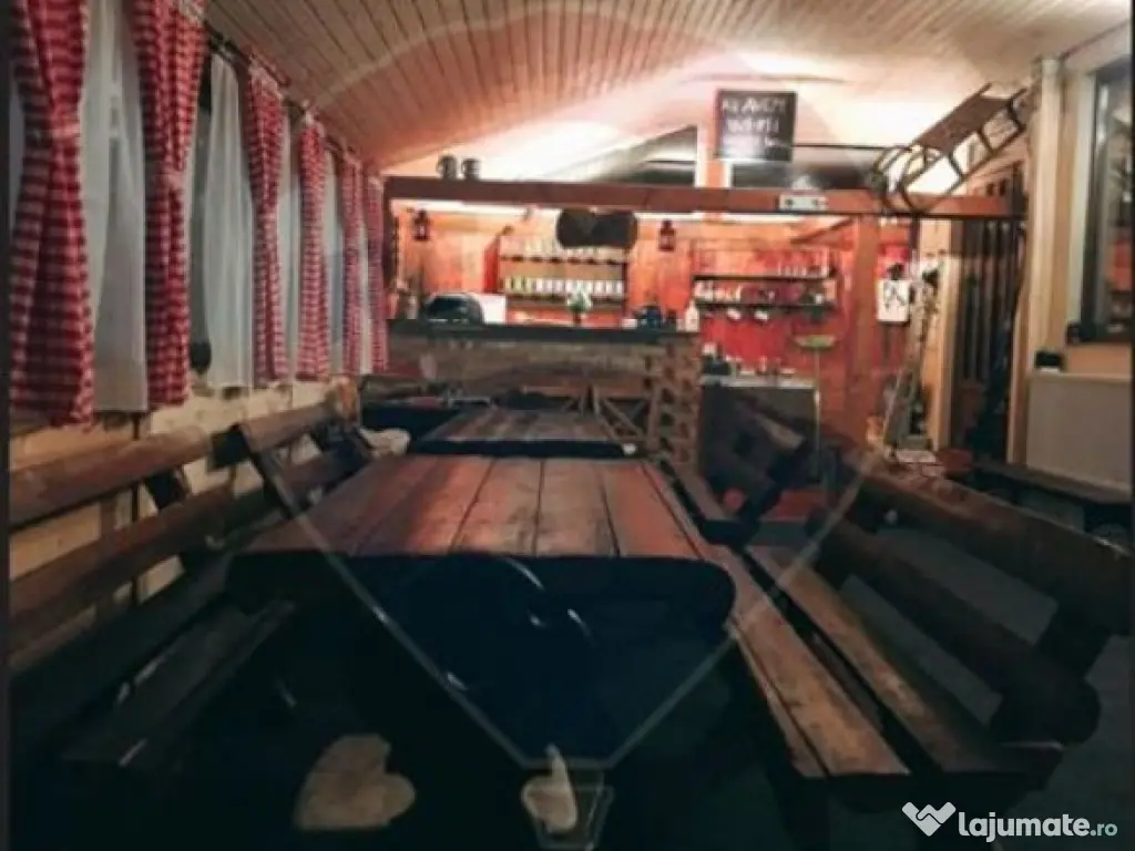 Pensiune de vânzare Arieseni la 100m de partie