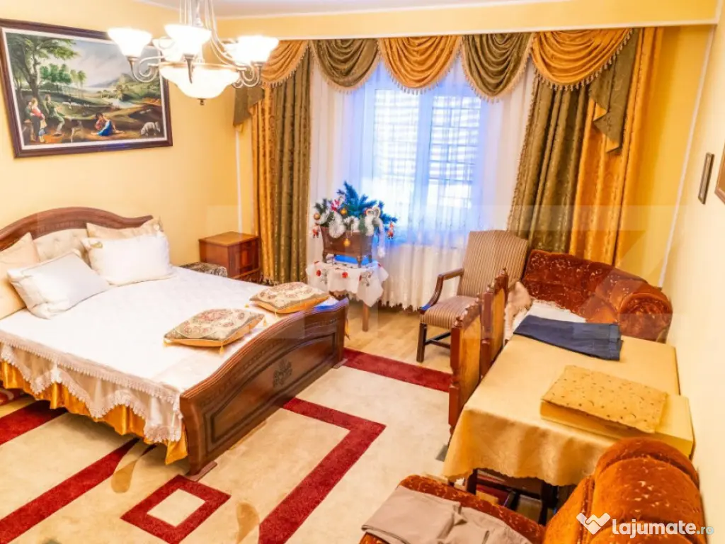 Casă de vanzare, cu 10 camere, 1200 mp, zona Dipsa