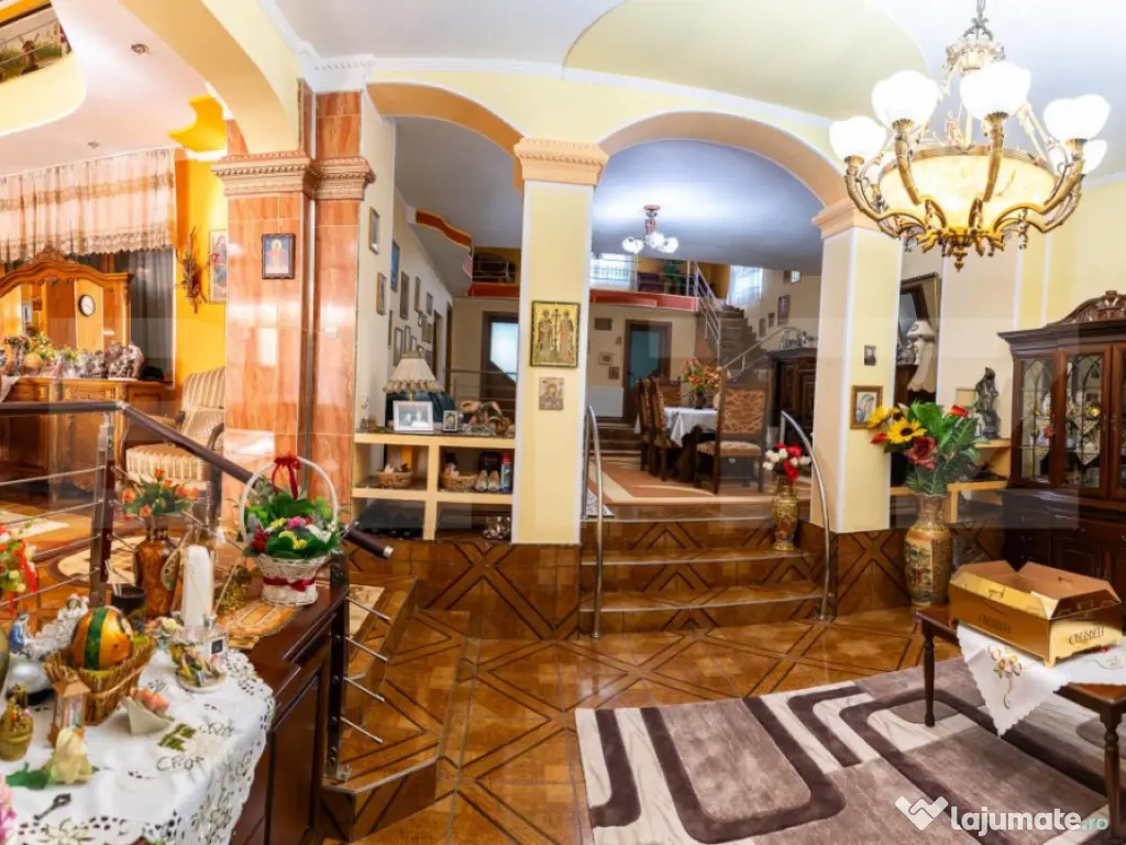 Casă de vanzare, cu 10 camere, 1200 mp, zona Dipsa