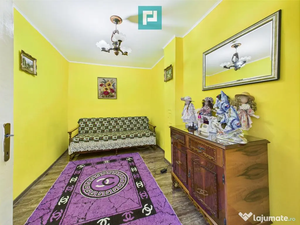 Casă cu 4 camere în Pârneava 