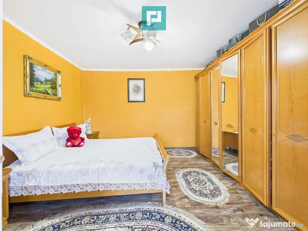 Casă cu 4 camere în Pârneava 