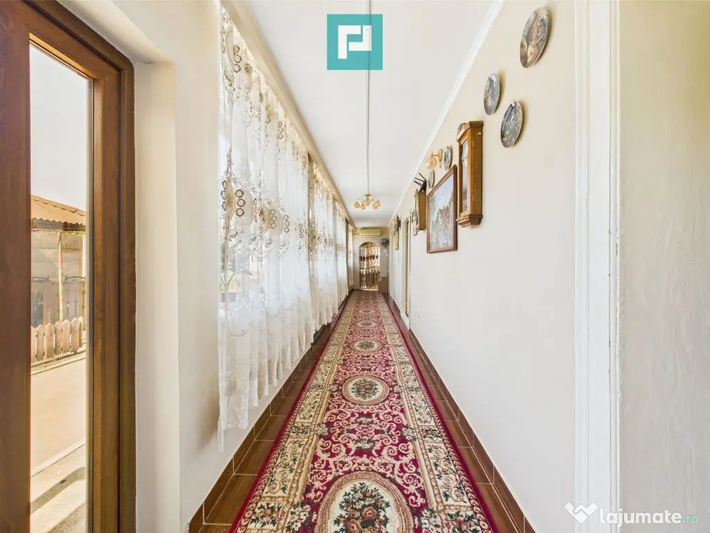 Casă cu 4 camere în Pârneava 