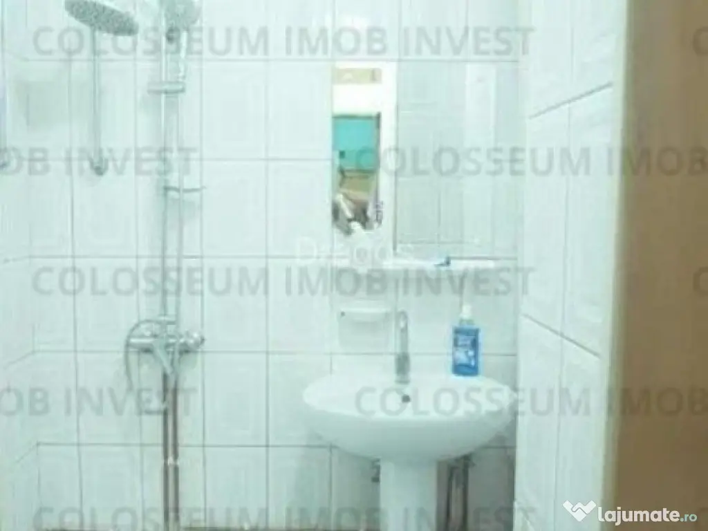 Apartament 4 camere, semidecomandat - zona Grivitei 