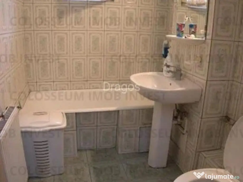 Apartament 4 camere, semidecomandat - zona Grivitei 