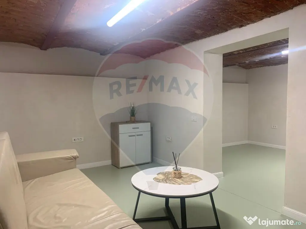 Spațiu comercial de închiriat 40 mp, în zona Decebal