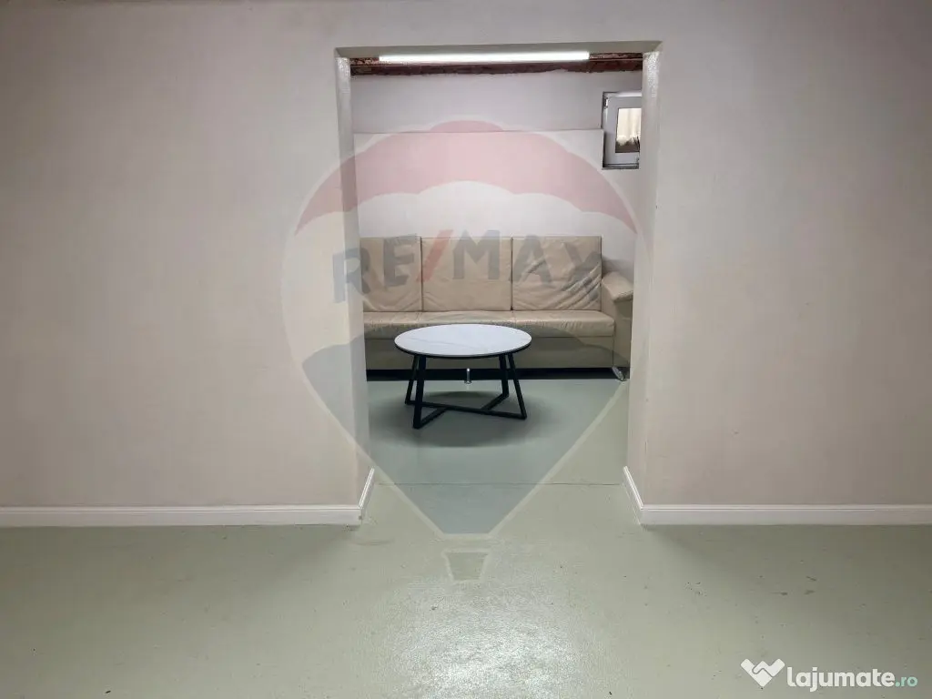 Spațiu comercial de închiriat 40 mp, în zona Decebal