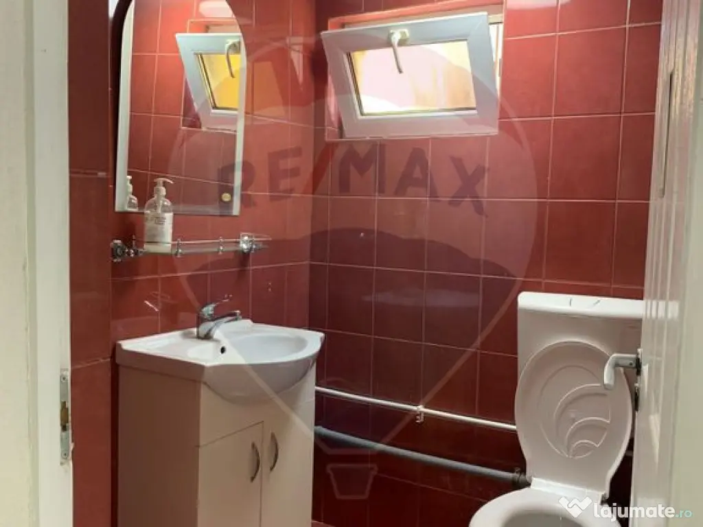 Spațiu comercial de închiriat 40 mp, în zona Decebal