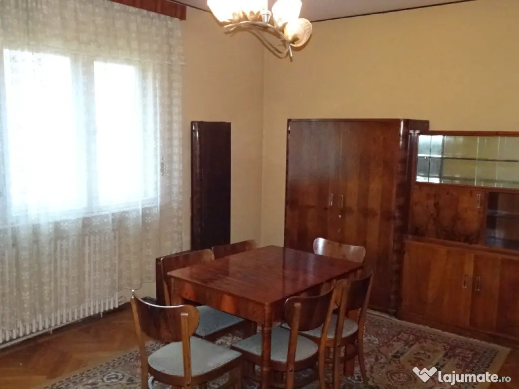 Vand apartament cu 4 camere cu garaj si beci in duplex in Deva, 