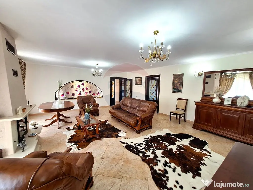 Casă / Vilă cu 4 camere de vânzare in Spataru, Buzau 