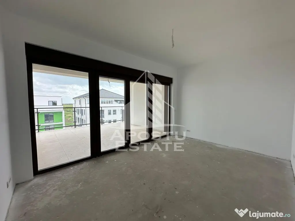 Penthouse cu 3 camere si terasa de 30 mp, finisaje la ale... 