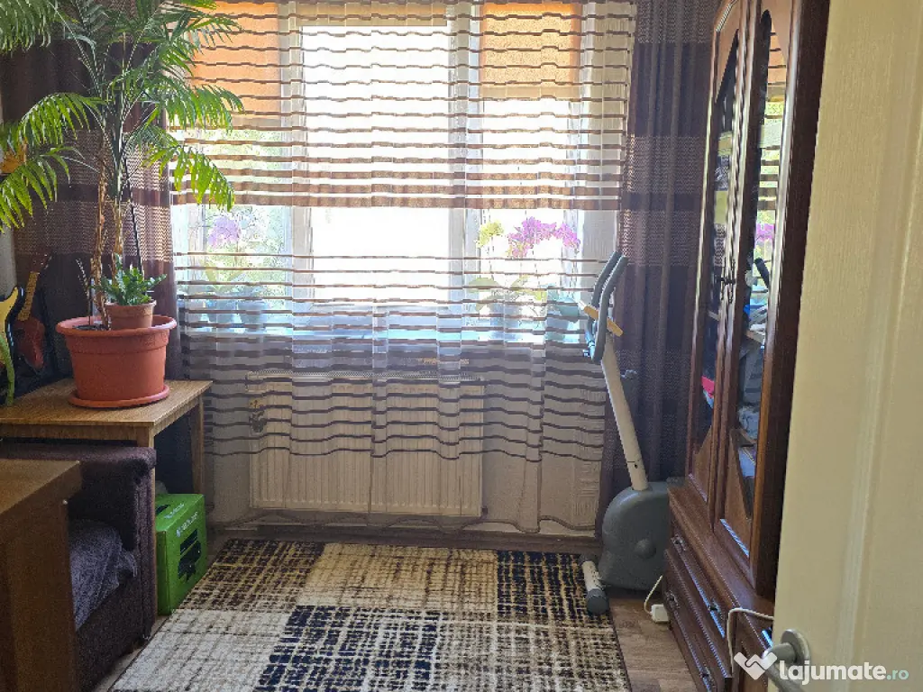 Vand apartament 4 camere decomandat in Deva, Progresul, 83 mp, et. 3 