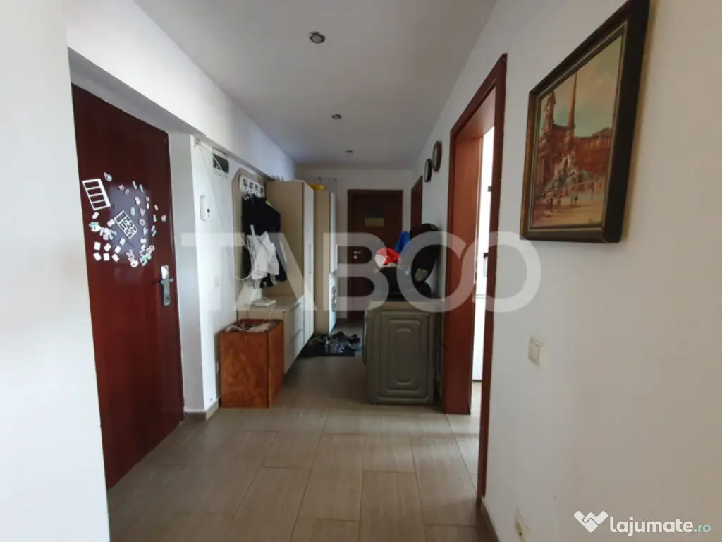Apartament 4 camere 120 mp utili + balcon etaj 2 mobilat ut 