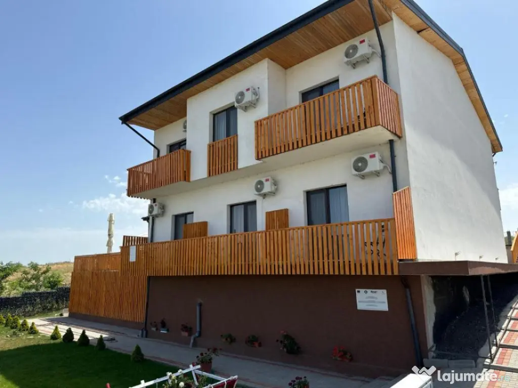 COMPLEX TURISTIC - oras Isaccea, judetul Tulcea, trecere bac 