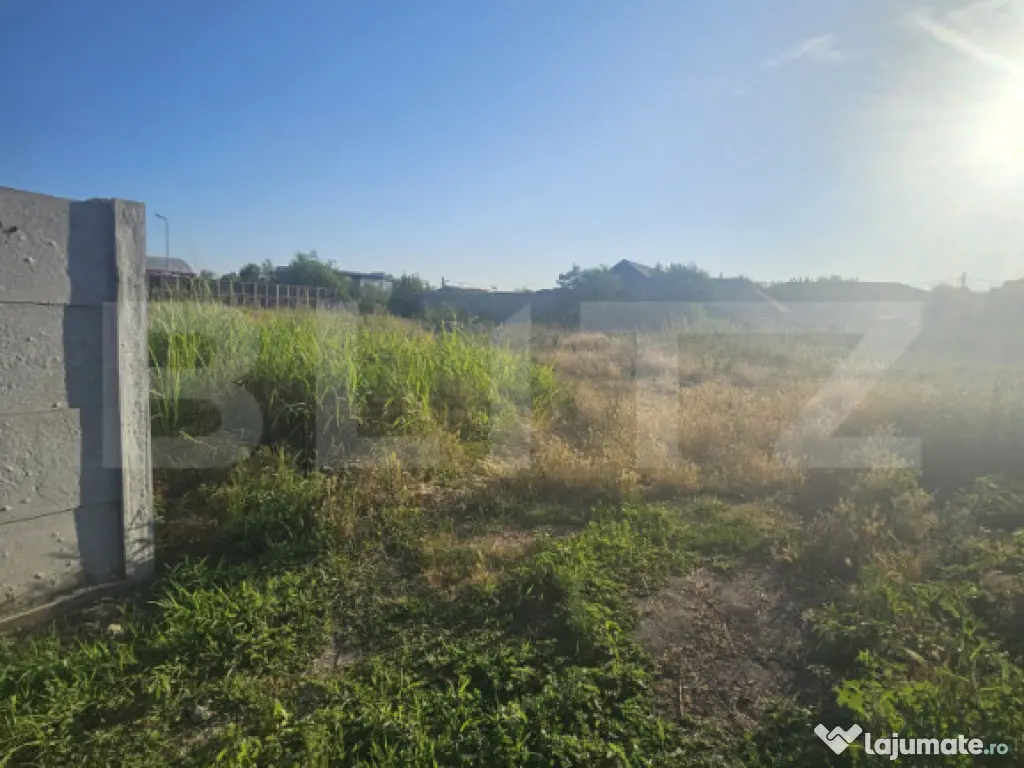 Teren intravilan 1898 mp,zona Restaurant AMBASADOR