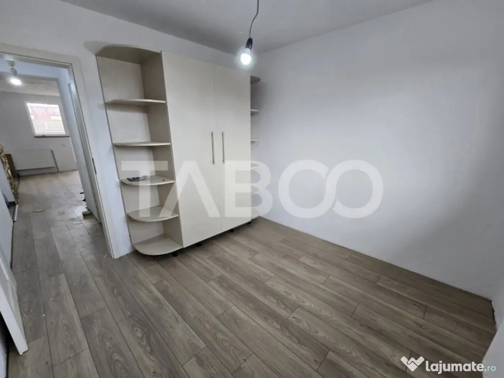 Apartament decomandat de vanare 4 camere balcon Vasile Aaron 