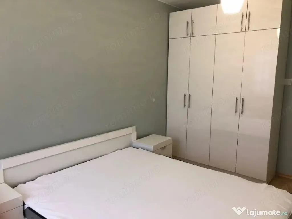 3 camere in zona Medicinei